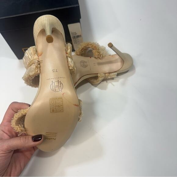 House of Harlow 1960 Frayed Raffia Heel
Shoe Cream Boho size 7,5 - Picture 5 of 6